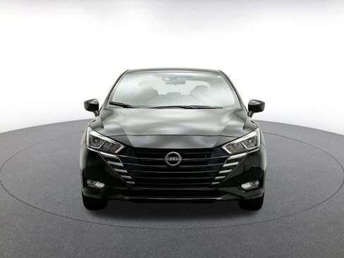 Used 2025 Nissan Versa SV FWD image 2