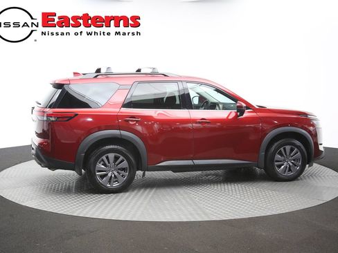 Used 2023 Nissan Pathfinder SV AWD/4WD image 41