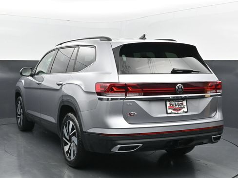 Used 2026 Volkswagen Atlas SE FWD image 4