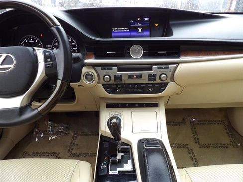 Used 2015 Lexus ES 350 image 21