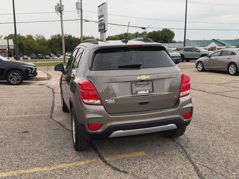 Certified 2020 Chevrolet Trax LT w/ LT Convenience Package FWD image 7