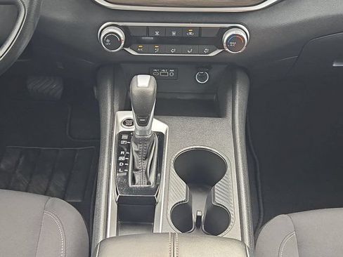 Used 2025 Nissan Altima 2.5 SV FWD image 17