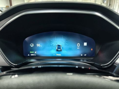 Used 2025 Ford Escape Platinum w/ Premium Technology Package image 17