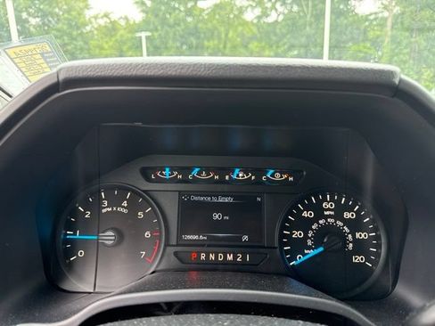 Used 2017 Ford F150 XL w/ Equipment Group 101A Mid RWD image 18