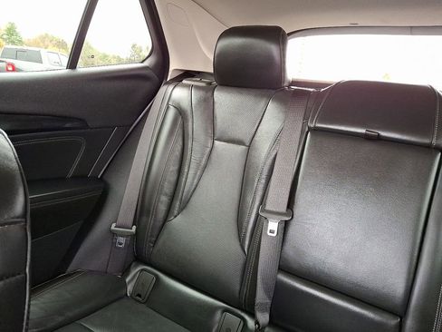 Used 2021 Buick Envision Essence w/ Sport Touring Package image 19