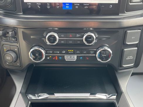 New 2026 Ford F250 Lariat w/ Black Appearance Package image 12