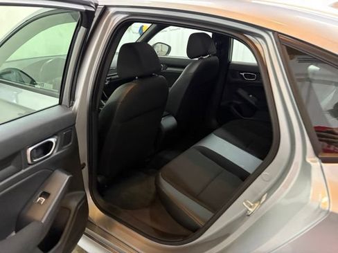 Used 2022 Honda Civic Sport image 16