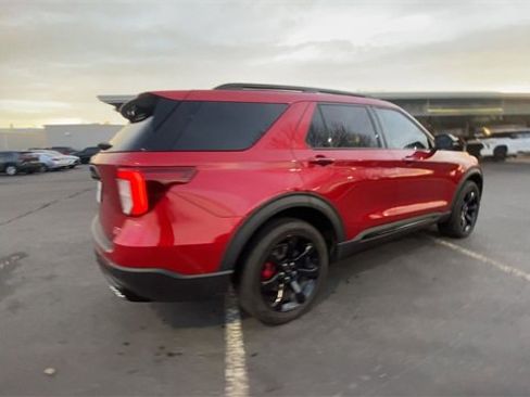Used 2024 Ford Explorer ST w/ Equipment Group 401A image 8