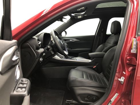 Certified 2024 Dodge Hornet GT image 16