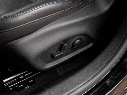 Used 2022 Jeep Compass Limited w/ Elite Group image 44