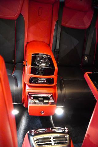 Used 2017 Rolls-Royce Ghost RWD image 27