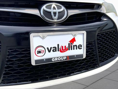 Used 2015 Toyota Camry XSE FWD image 29