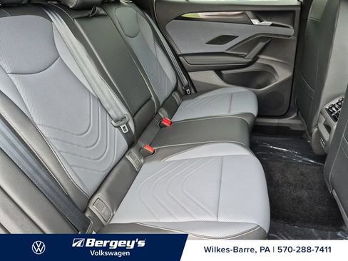 New 2026 Volkswagen Tiguan SE R-Line AWD/4WD image 26