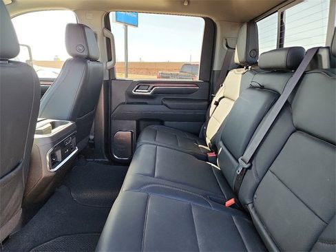 Used 2024 GMC Sierra 2500 Denali w/ Denali Reserve Package image 9