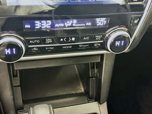 Used 2019 Subaru Outback 2.5i Limited image 17