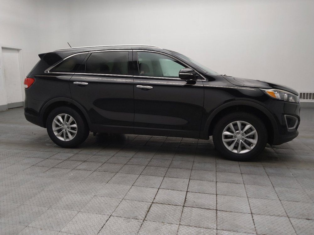 Used 2017 Kia Sorento FWD image 11