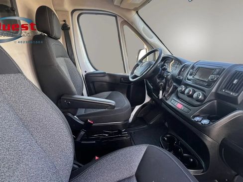 Used 2021 RAM ProMaster 2500 w/ Convenience Group FWD image 12