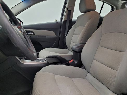 Used 2016 Chevrolet Cruze LT w/ Technology Package image 17