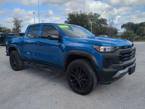 Used 2024 Chevrolet Colorado Trail Boss w/ Advanced Trailering Package image 2