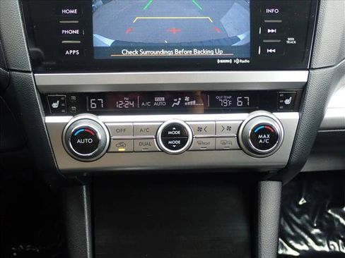 Used 2017 Subaru Outback 2.5i Premium AWD/4WD image 20