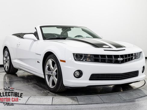 Used 2011 Chevrolet Camaro SS w/ RS Package image 36