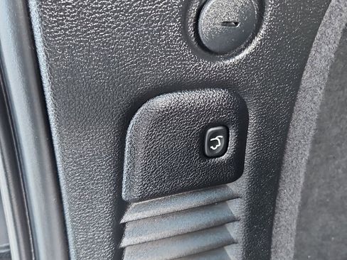 Used 2024 Dodge Durango GT image 36