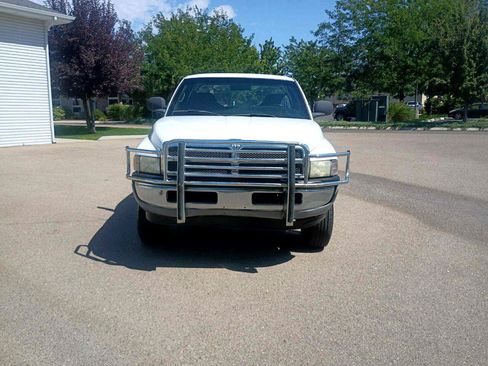 Used 2000 Dodge Ram 2500 Truck image 8