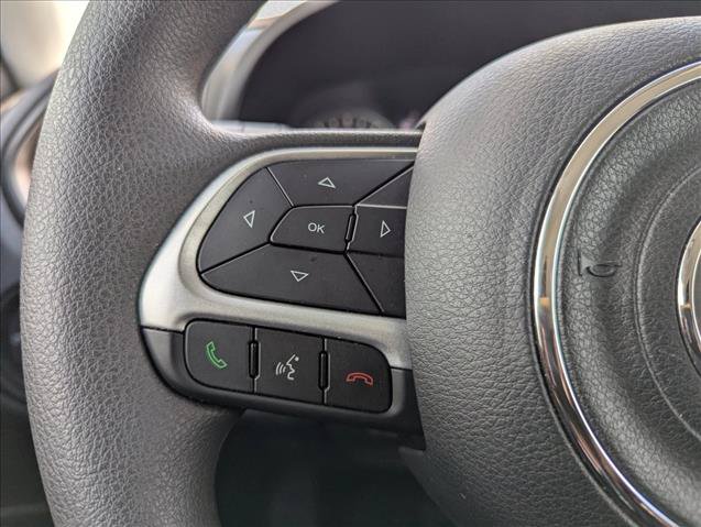 Used 2023 Jeep Renegade Latitude AWD/4WD image 13