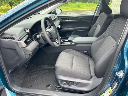 New 2026 Toyota Camry LE AWD/4WD image 9