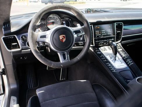 Used 2013 Porsche Panamera GTS AWD/4WD image 24