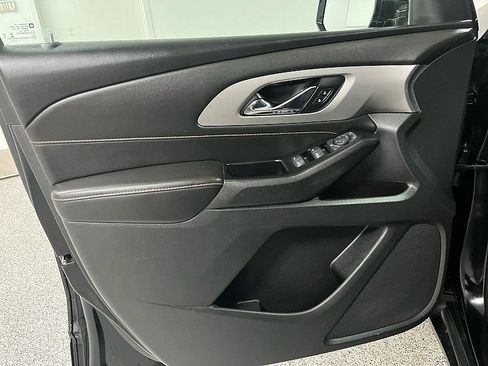 Used 2019 Chevrolet Traverse LS w/ LPO, Blackout Package image 11