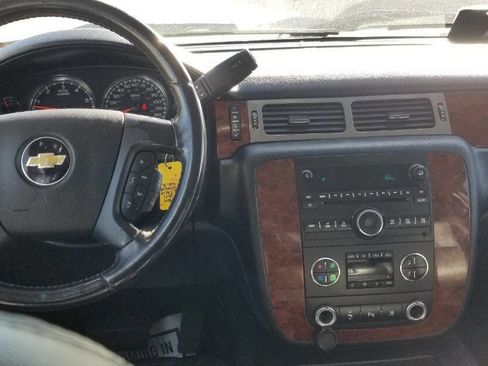 Used 2011 Chevrolet Silverado 1500 LTZ w/ LTZ White Diamond Edition image 5