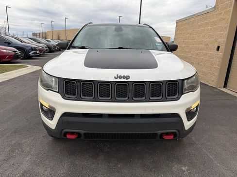 Used 2019 Jeep Compass Trailhawk image 2