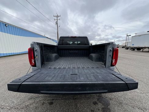 Certified 2025 GMC Sierra 1500 AT4X image 27