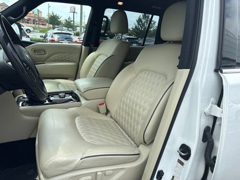 Used 2024 INFINITI QX80 Sensory w/ Cargo Package AWD/4WD image 7