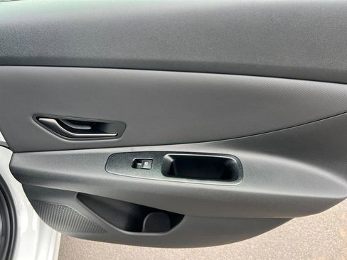 New 2026 Hyundai Elantra SEL Sport Premium FWD image 17