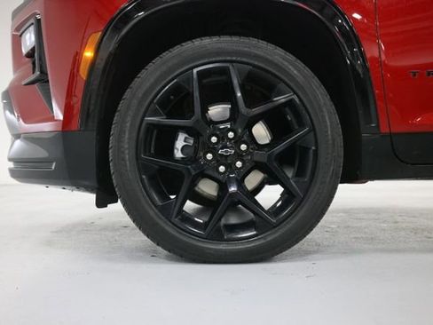 Used 2024 Chevrolet Traverse RS image 8