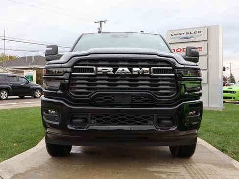 Used 2025 RAM 2500 Big Horn image 6