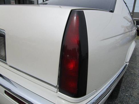 Used 1996 Cadillac Eldorado image 28