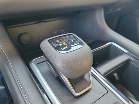 Certified 2024 Nissan Pathfinder SL image 36