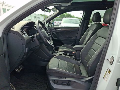 Certified 2023 Volkswagen Tiguan SEL R-Line AWD/4WD image 13