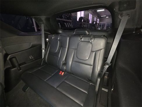 Used 2020 Ford Explorer Limited image 31