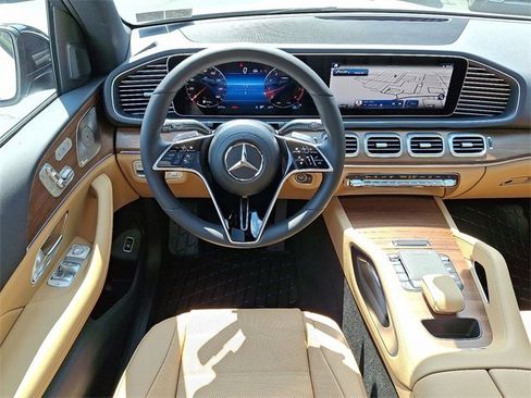 Certified 2025 Mercedes-Benz GLE 350 4MATIC image 10