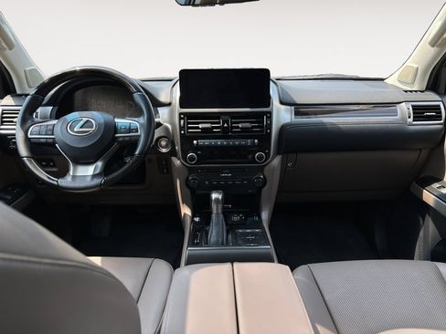 Used 2023 Lexus GX 460 Premium w/ Premium Package AWD/4WD image 11