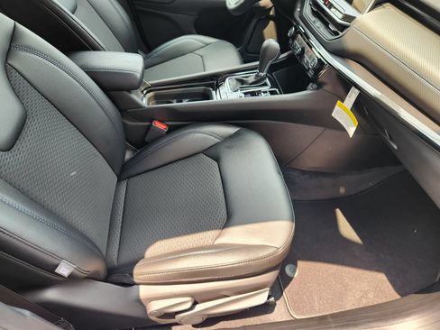 New 2026 Jeep Compass Latitude AWD/4WD image 13