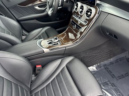 Used 2020 Mercedes-Benz C 300 Sedan image 33
