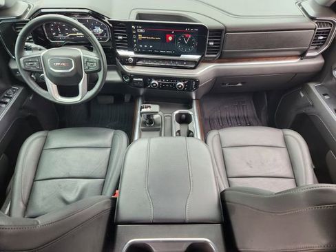 Used 2024 GMC Sierra 1500 SLT AWD/4WD image 25