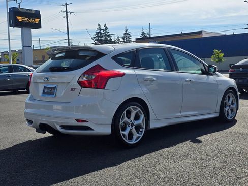Used 2014 Ford Focus ST FWD image 6