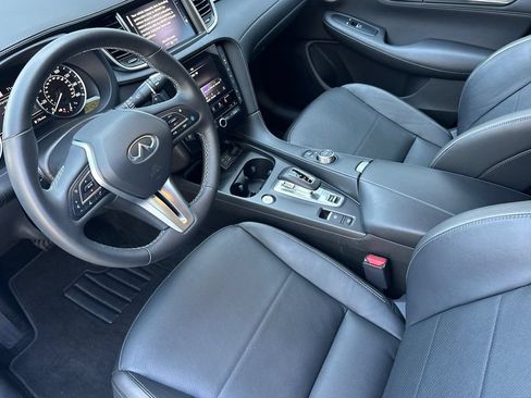 Used 2025 INFINITI QX55 Essential AWD/4WD image 10