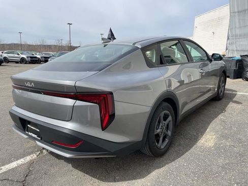 Certified 2025 Kia K4 LXS image 5